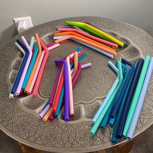 ☀️3/$20 Silicone Straws